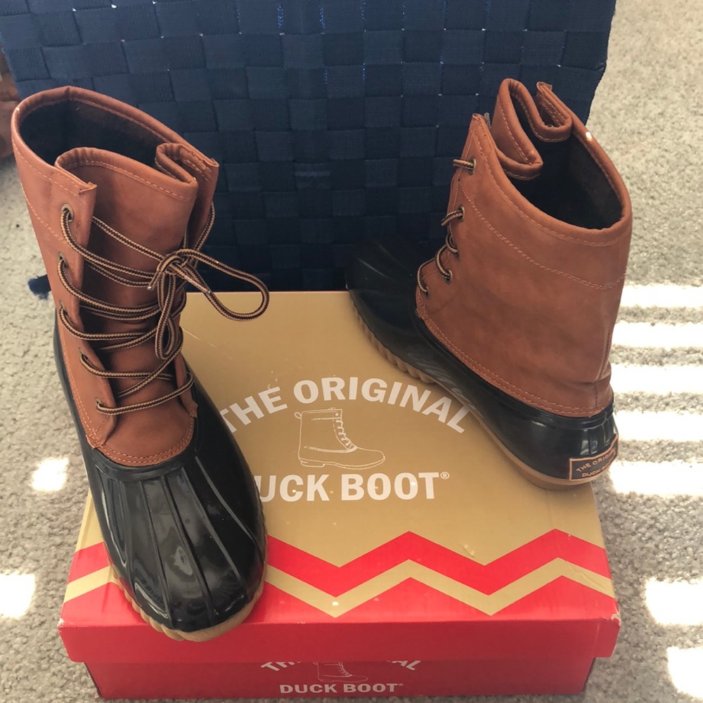 Boots - Picture 1 of 4